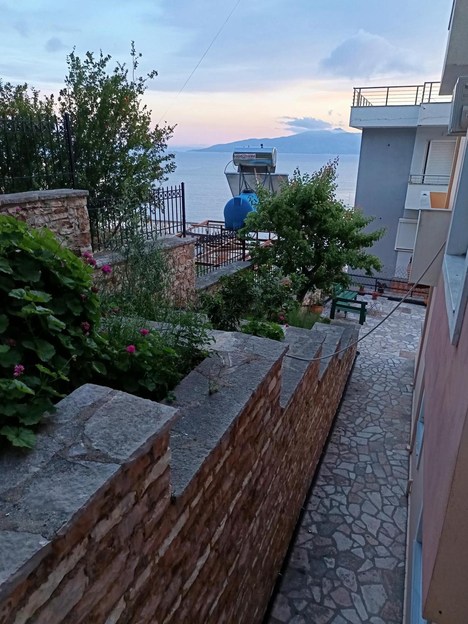 Saranda View E & I Apartment Exterior photo